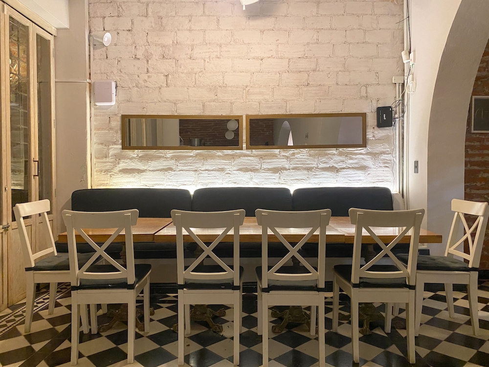 Casa Charlotte Alma Hotels 9/50