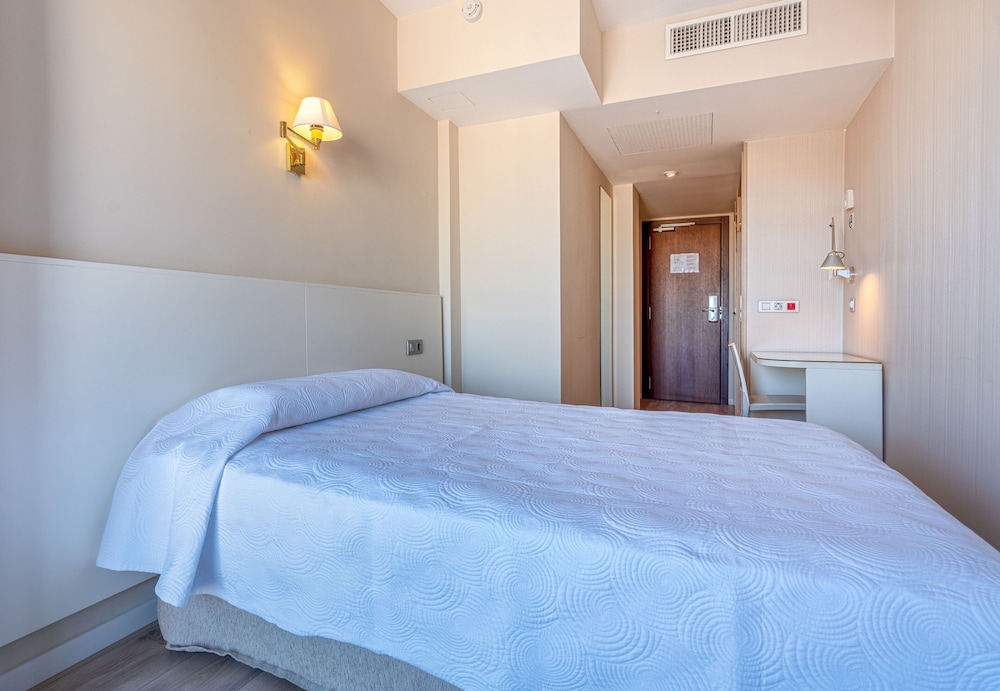 ROOM, SINGLE, BALCONY