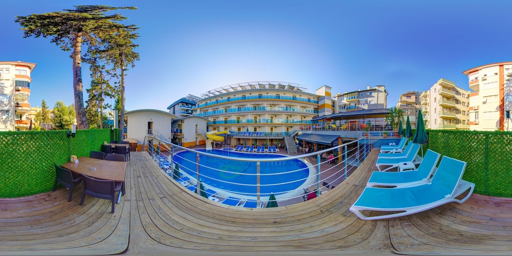 Arsi Enfi City Beach Hotel 8/72