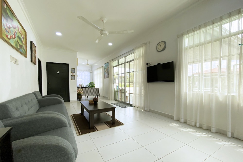 Hotel O Dh Residence 22/33