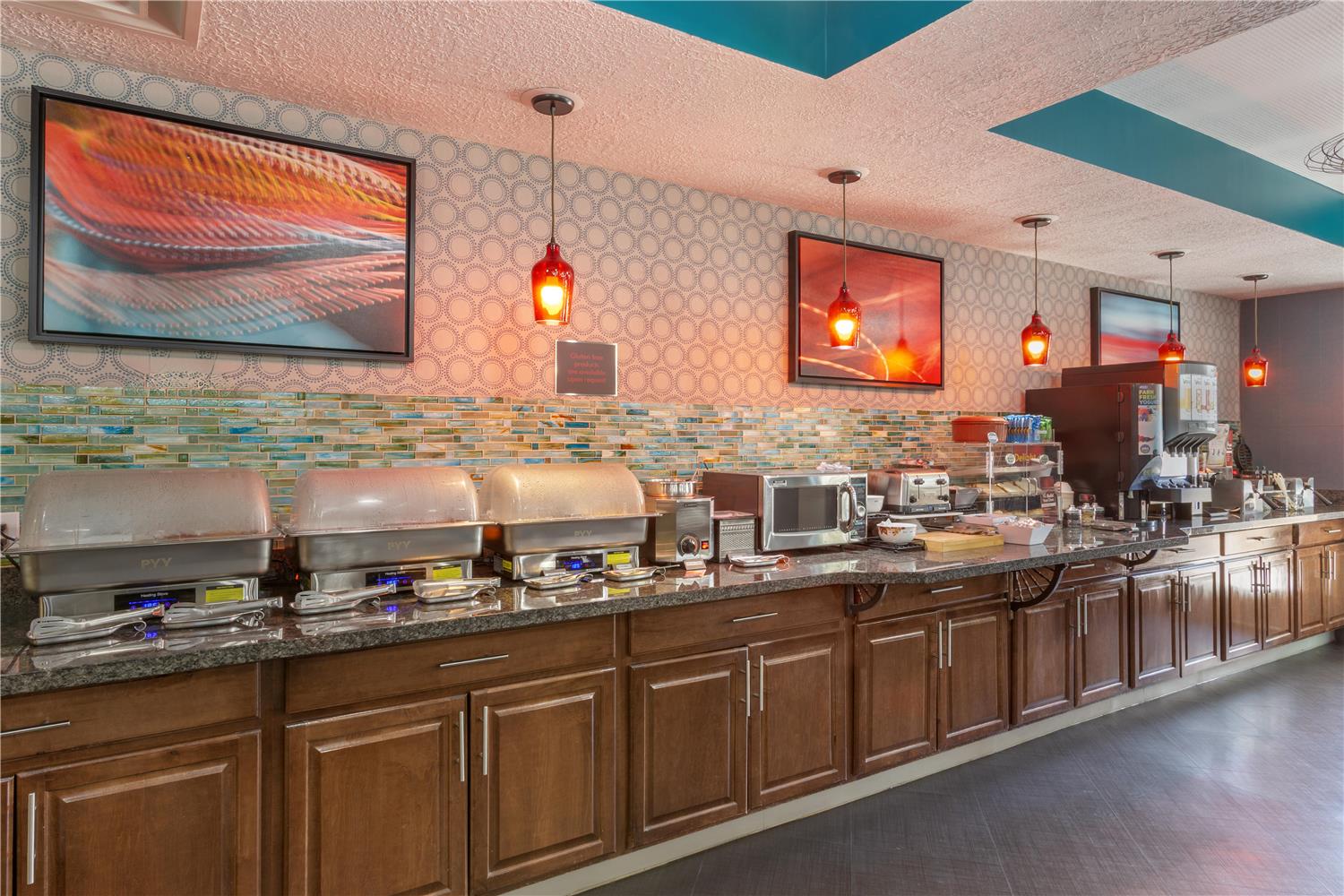Best Western Plus Gallup Inn And Suites 28/37