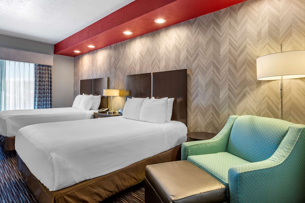 Best Western Plus Gallup Inn And Suites 11/37