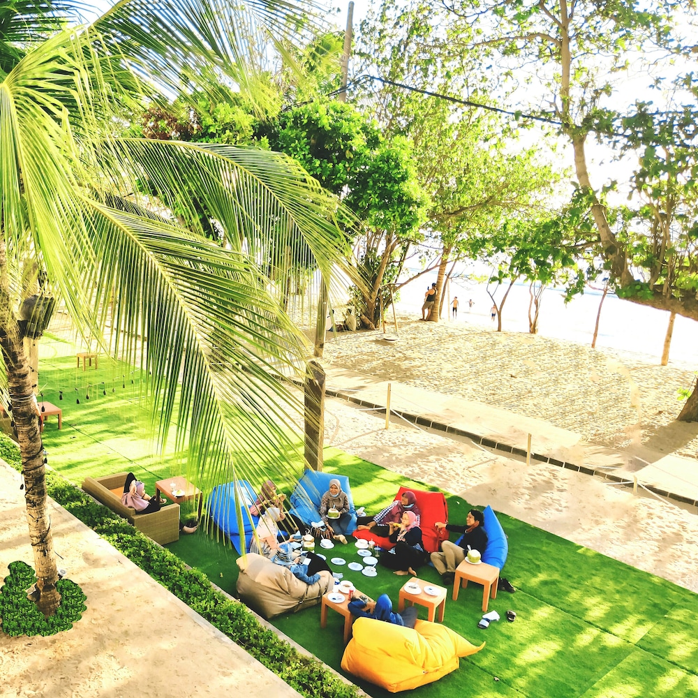 Truntum Kuta (Formerly Grand Inna Kuta) 35/50