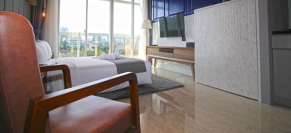 Menteng Park Exclusive Emerald 23/68