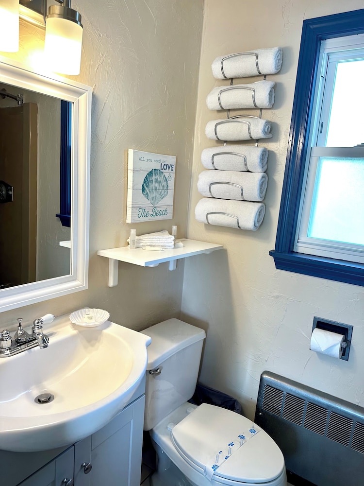 The Inn at Buzzards Bay 43/43