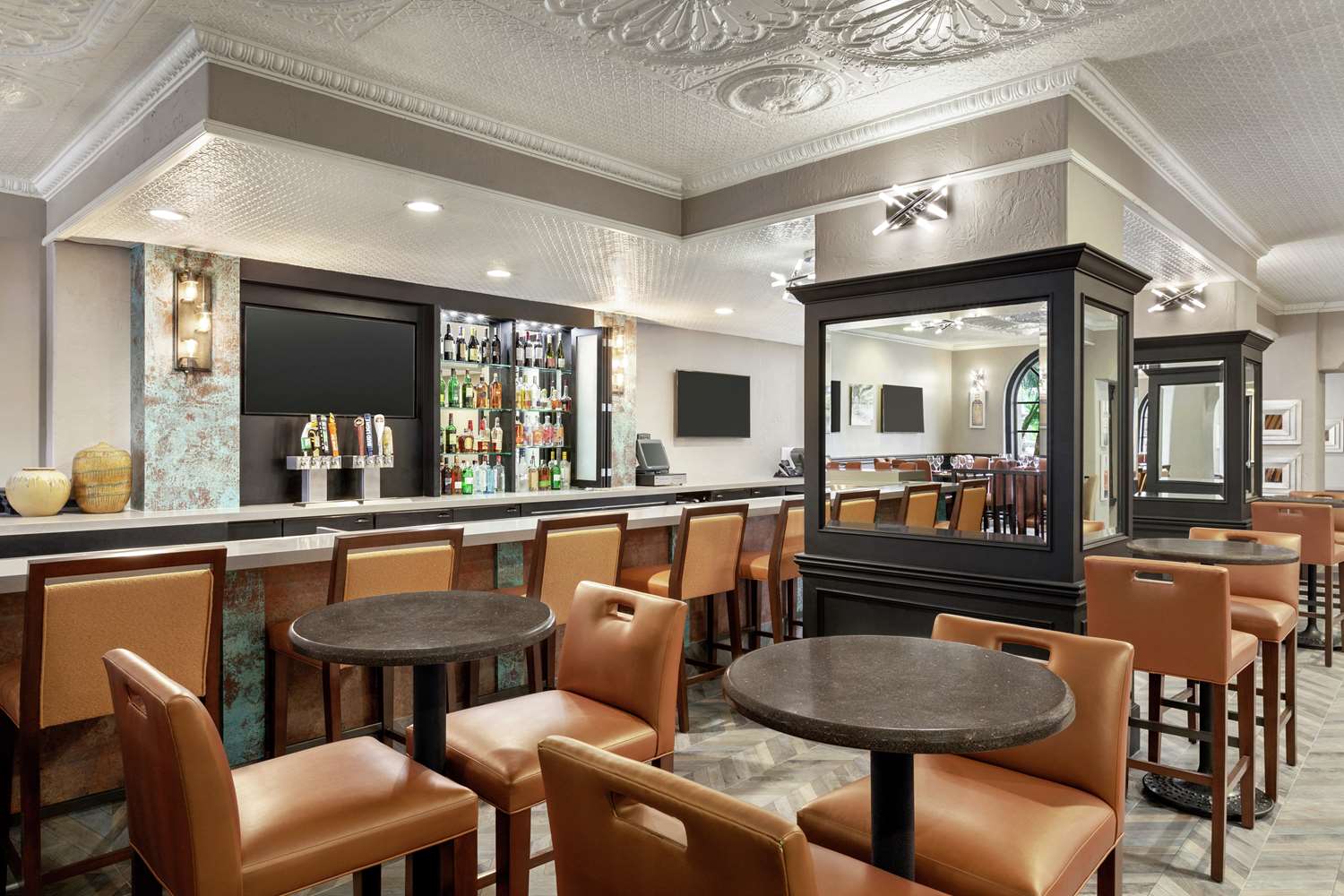 restaurant cafeteria