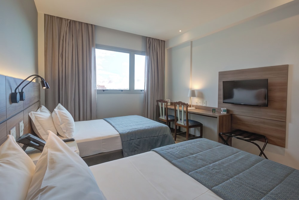 Superior, Twin Beds