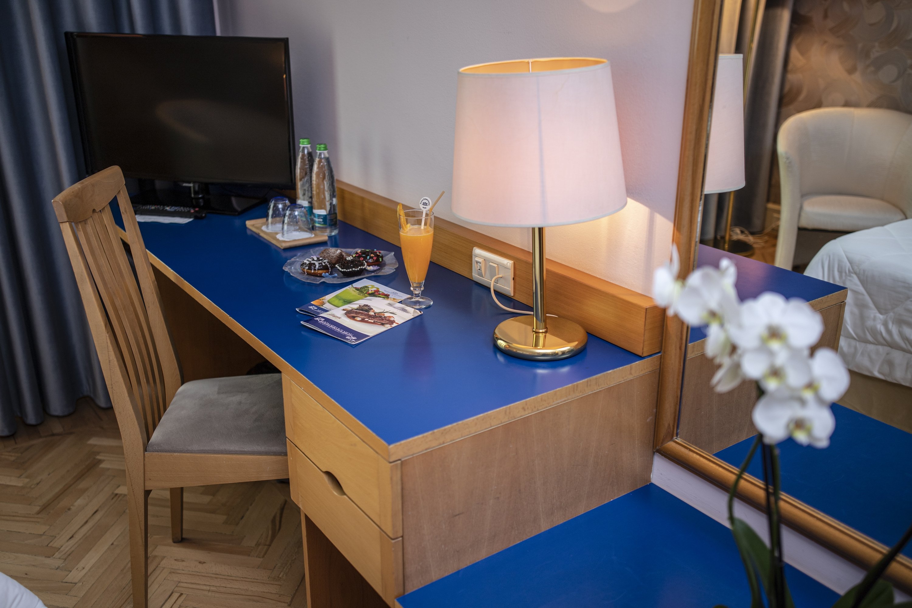Tirana International Hotel and Conference Centre 44/50