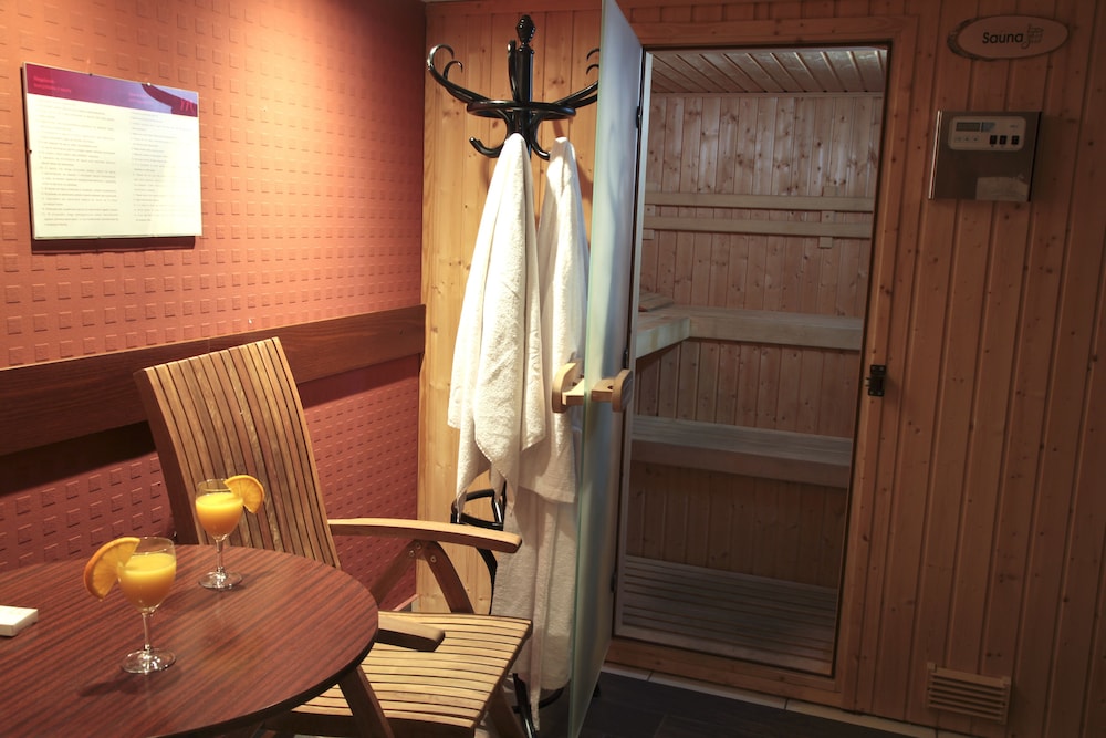 Mercure Cieszyn 26/50