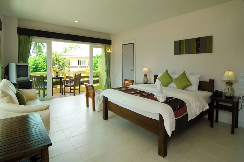 Bacchus Home Resort 22/77