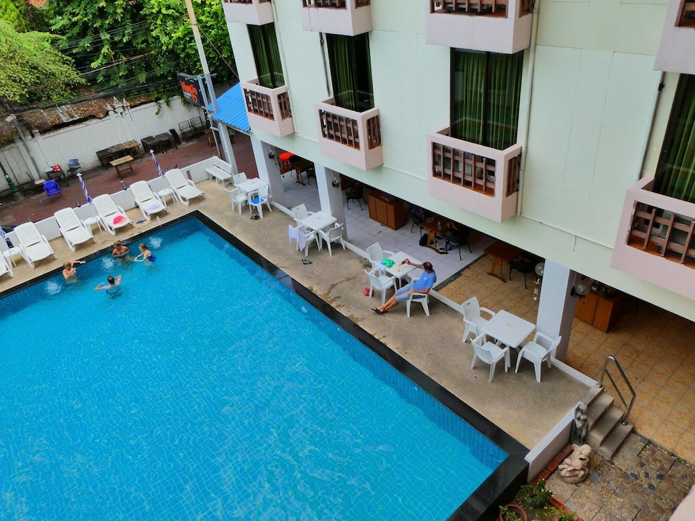 Mango Lagoon Place 8/50
