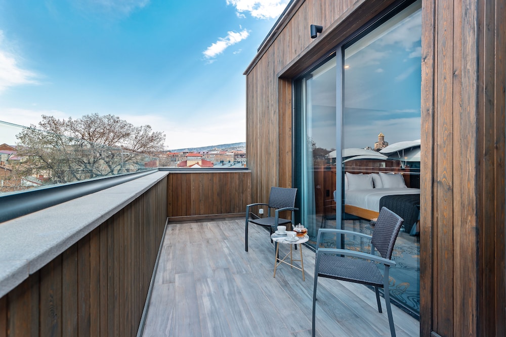 Taberne Boutique Hotel 51/65