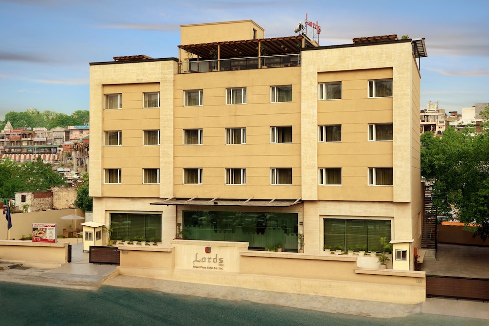 Lords Inn Jammu 7/67