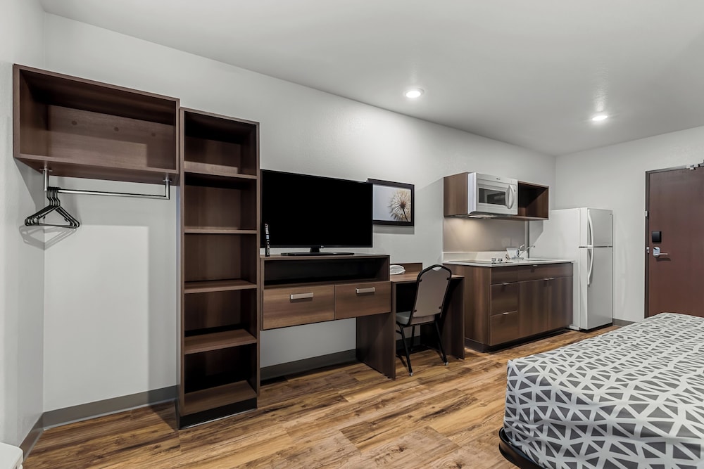 WoodSpring Suites Columbia - Irmo 15/36