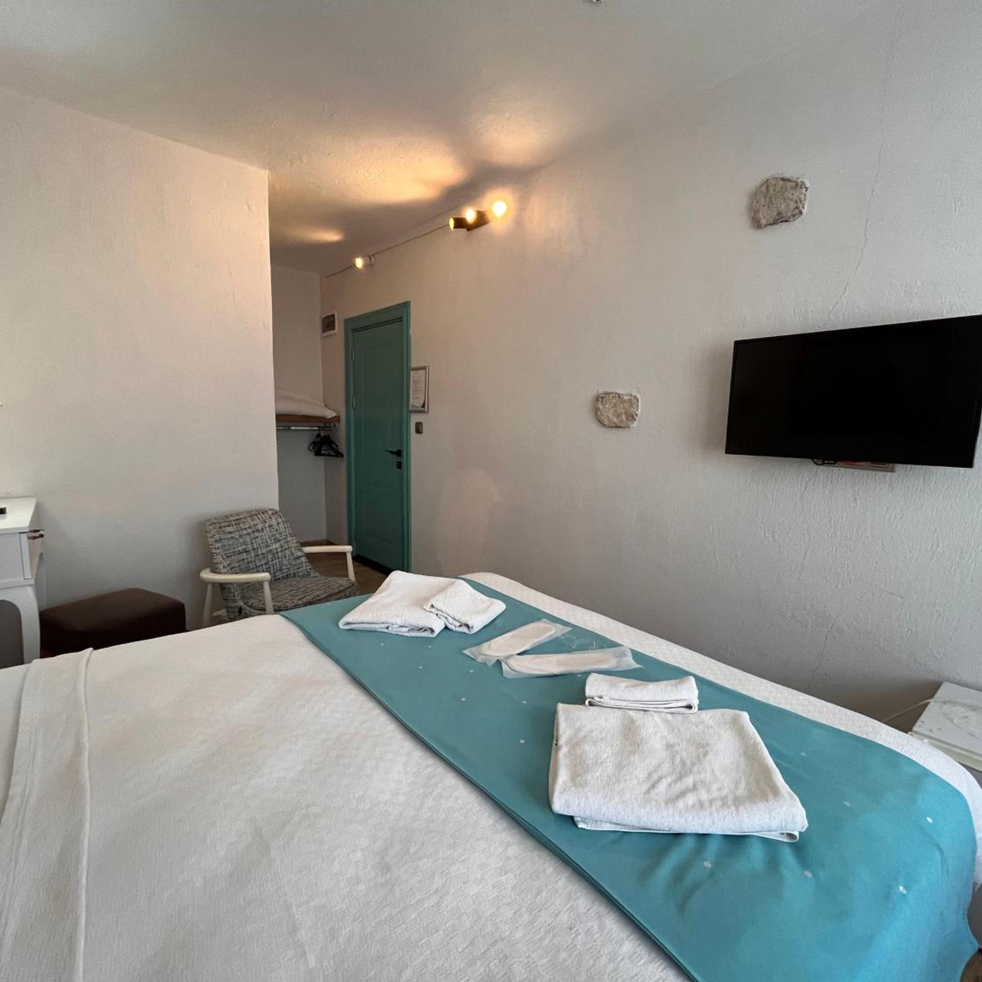 غرفة سوبيريور ثلاثية، Bedirhan Konak Otel 6/10