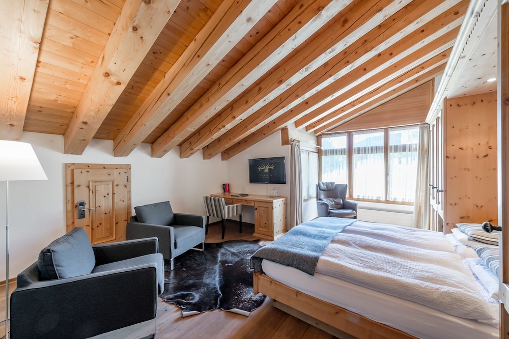 Hotel Cervus 22/34