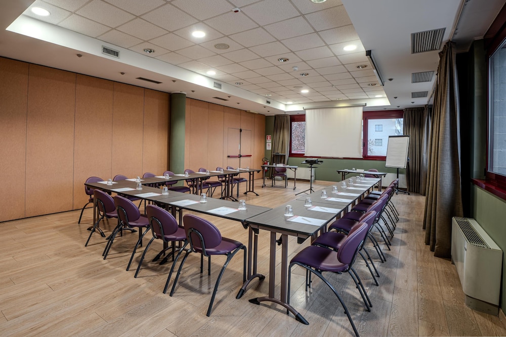 Tulip Inn Torino Sud 42/48