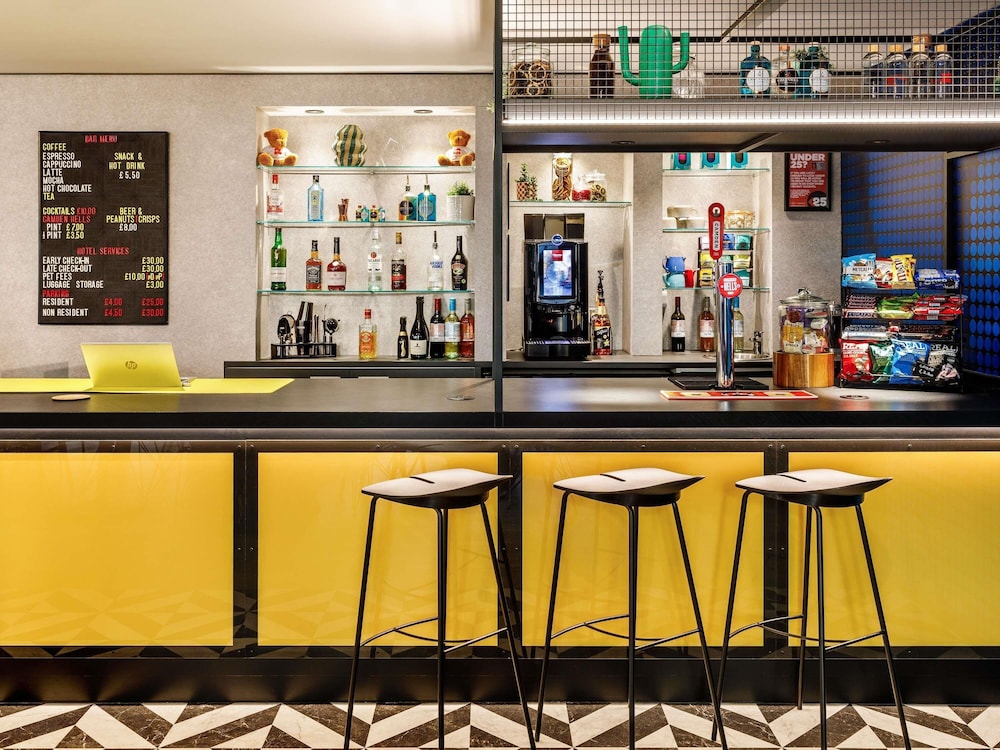 Ibis London Greenwich 54/73