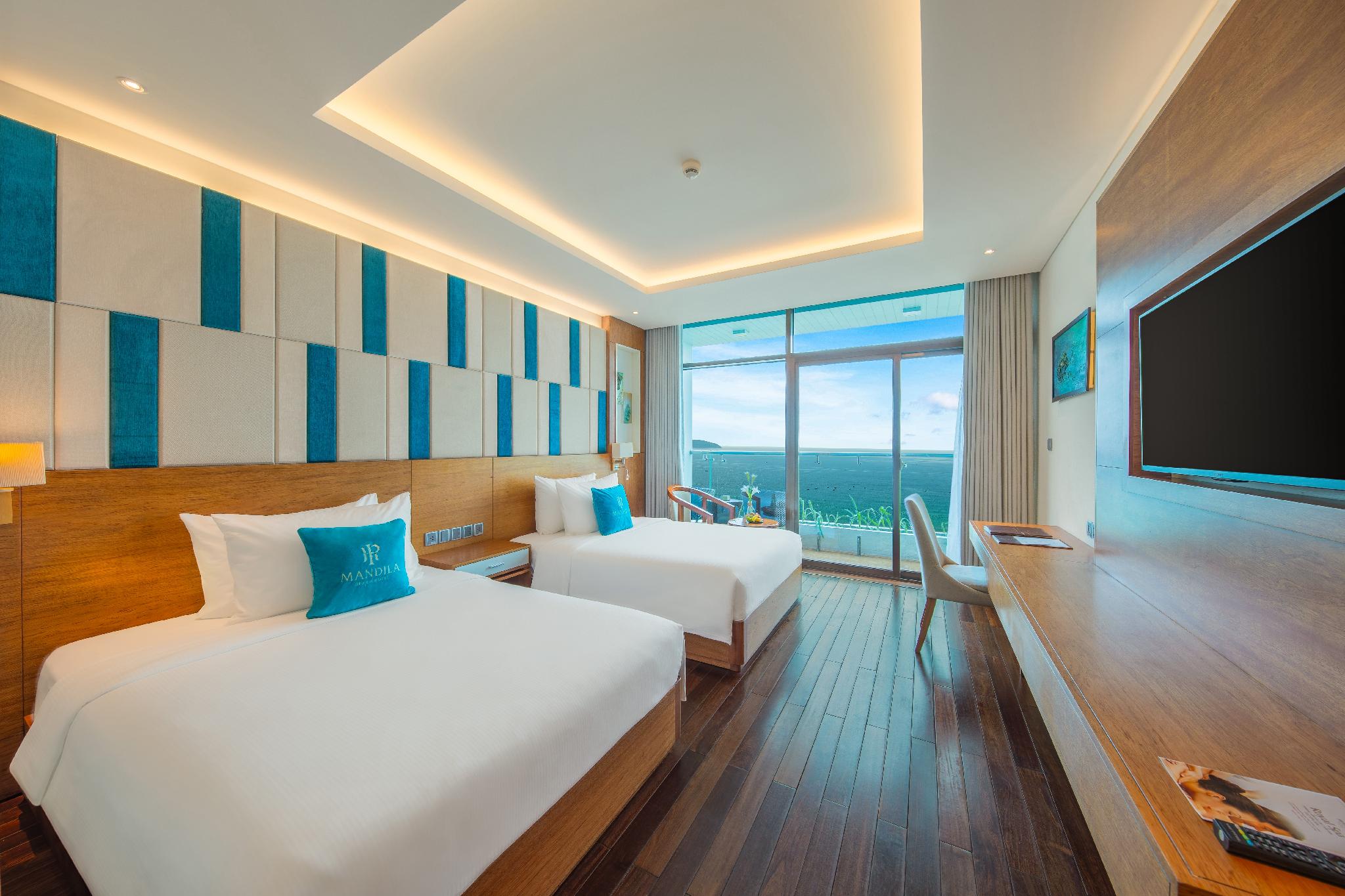 Deluxe, Twin Beds, Ocean Front, Balcony
