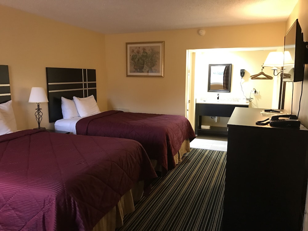 Soudersburg Inn & Suites Lancaster 10/50