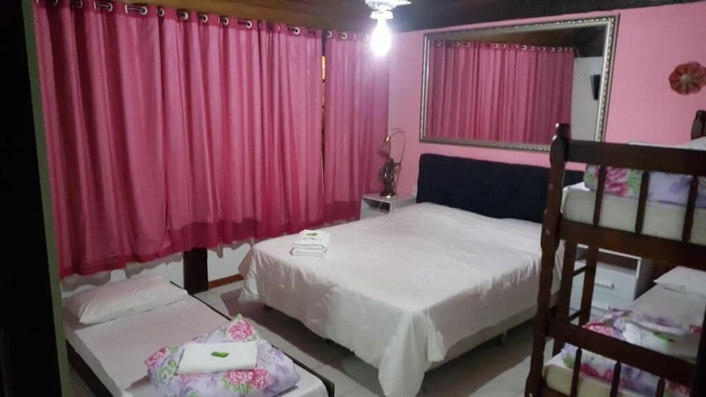 Gold, Suite, Quintuple, 1 Double and 1 Single Bed, Bunk Bed