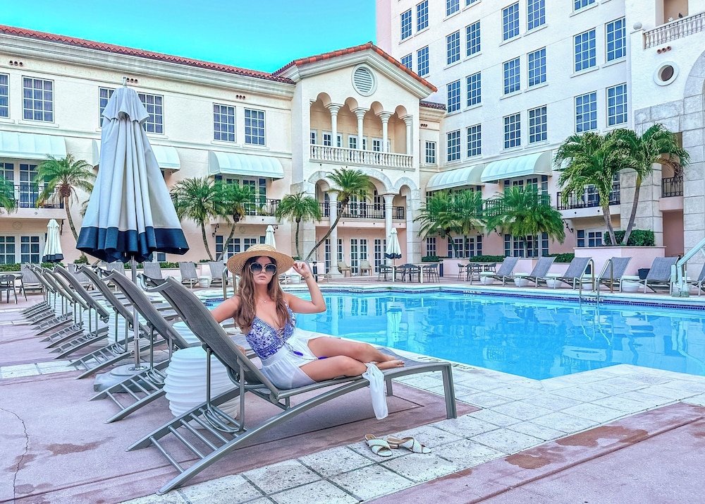 Hyatt Regency Coral Gables 89/92