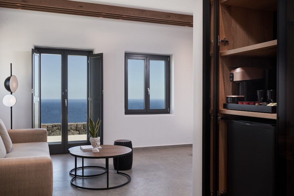 SantAnna Luxury Suites 34/37