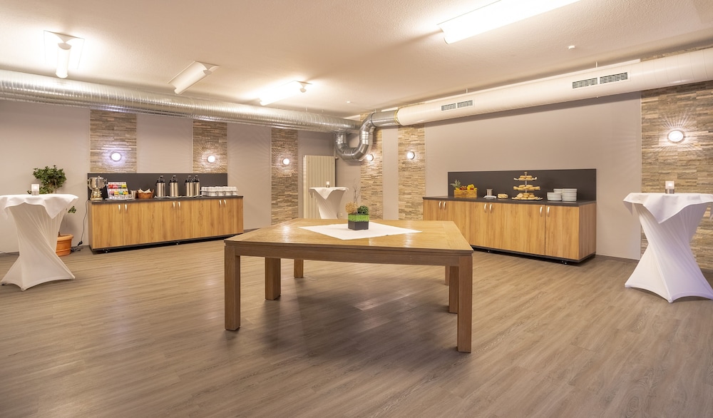 Aqualux Wellness And Tagungshotel 7/63