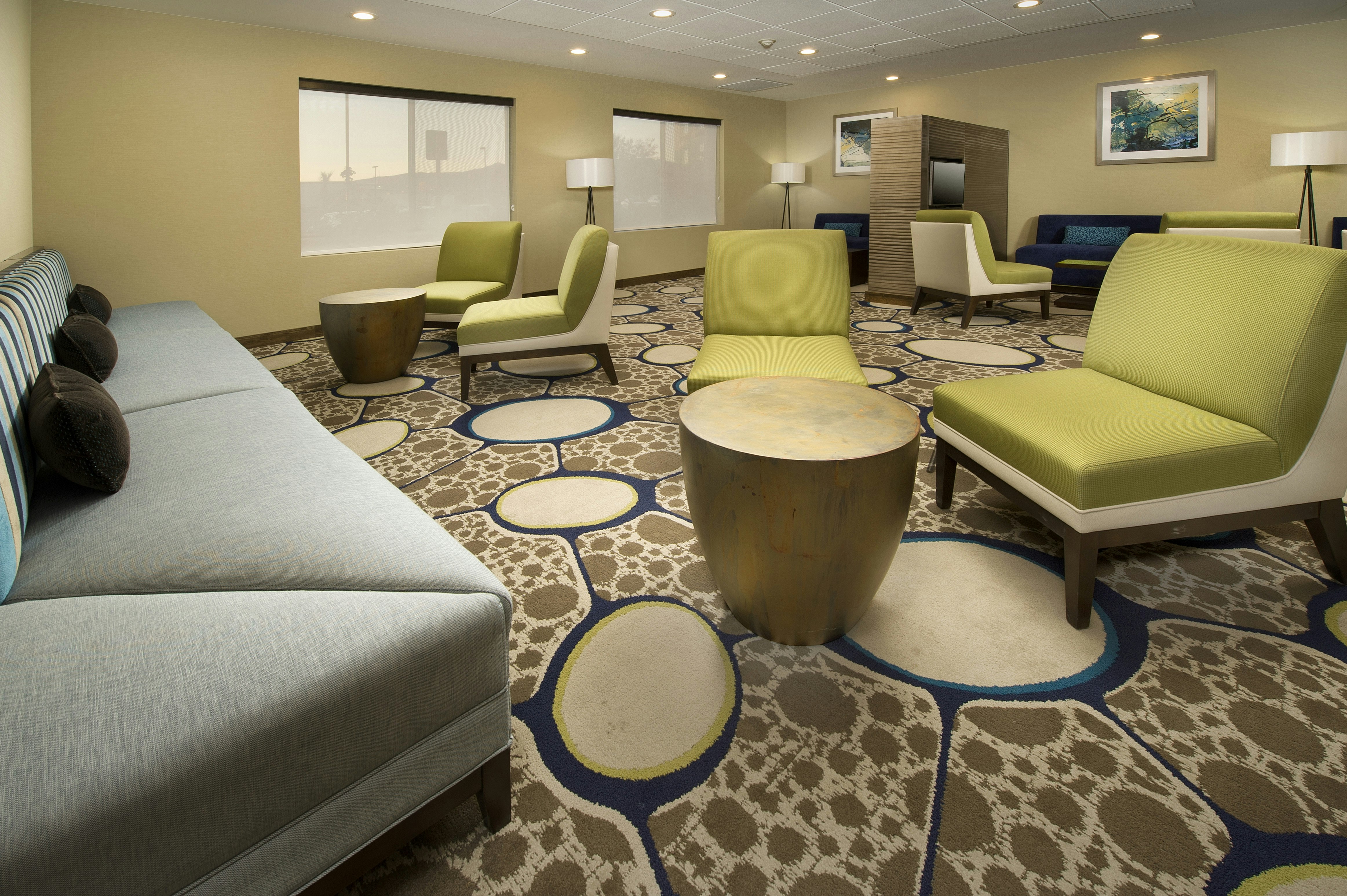 Holiday Inn El Paso Airport 64/74