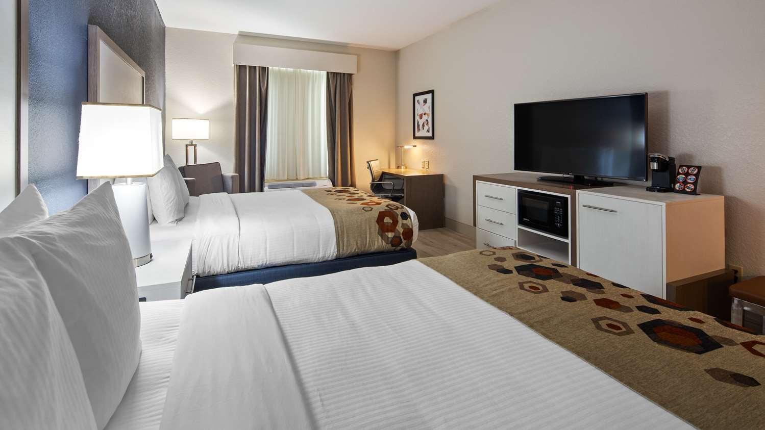 غرفة بسريرين كوين، Best Western Heritage Inn & Suites 3/3