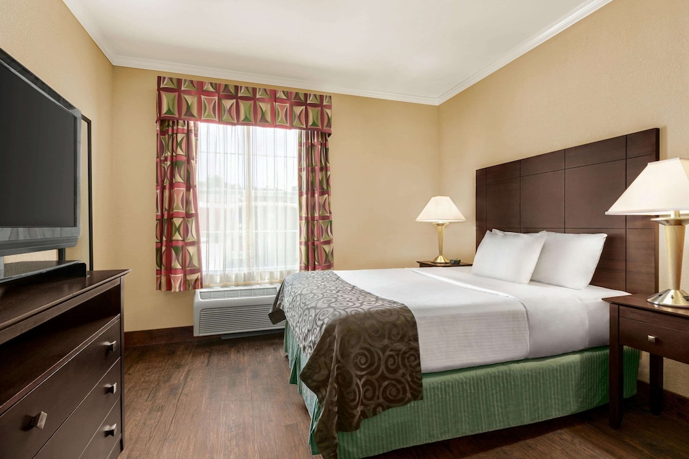 Comfort Inn & Suites Prince George - Fort Lee 28/60