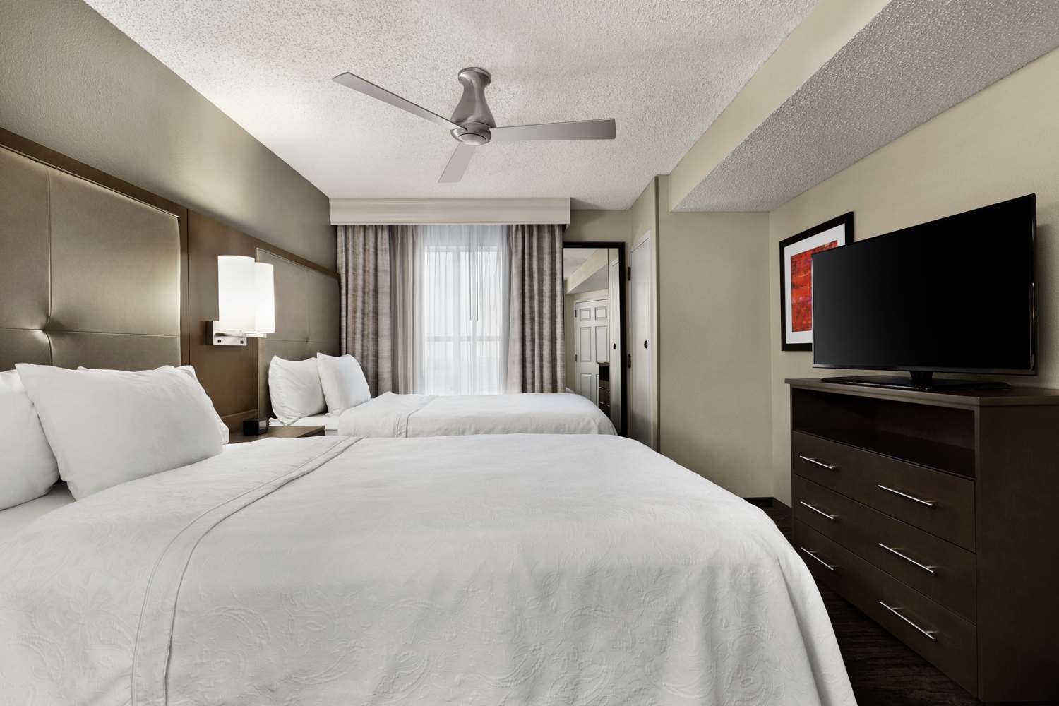 1 BEDROOM, SUITE, 2 DOUBLE BEDS