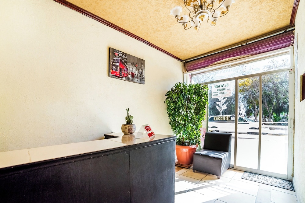 OYO Hotel Posada Bugambilia, San Luis Potosi 9/37