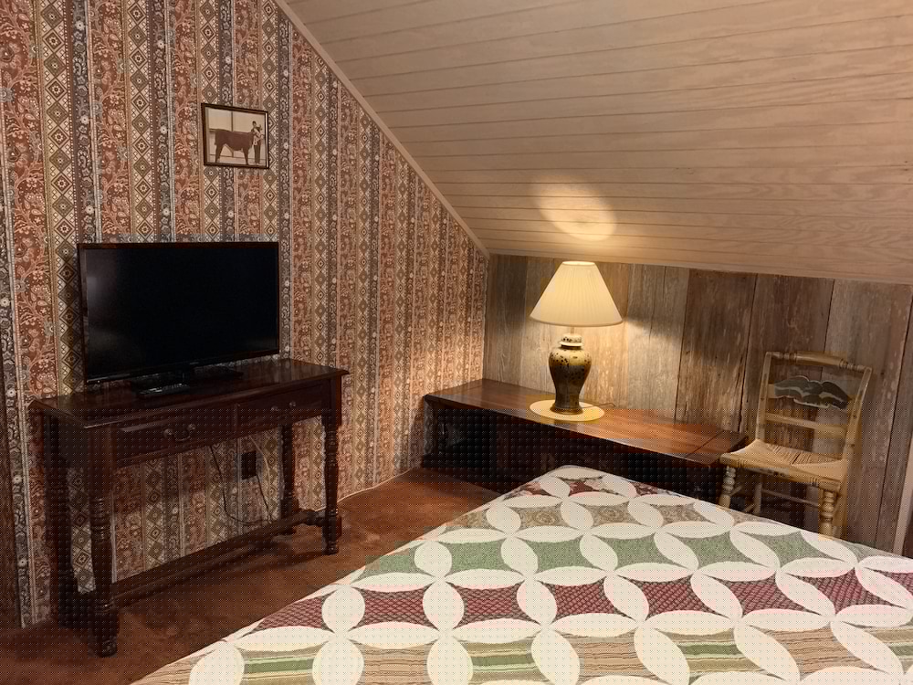 Kuebler Waldrip Haus Bed and Breakfast 21/50