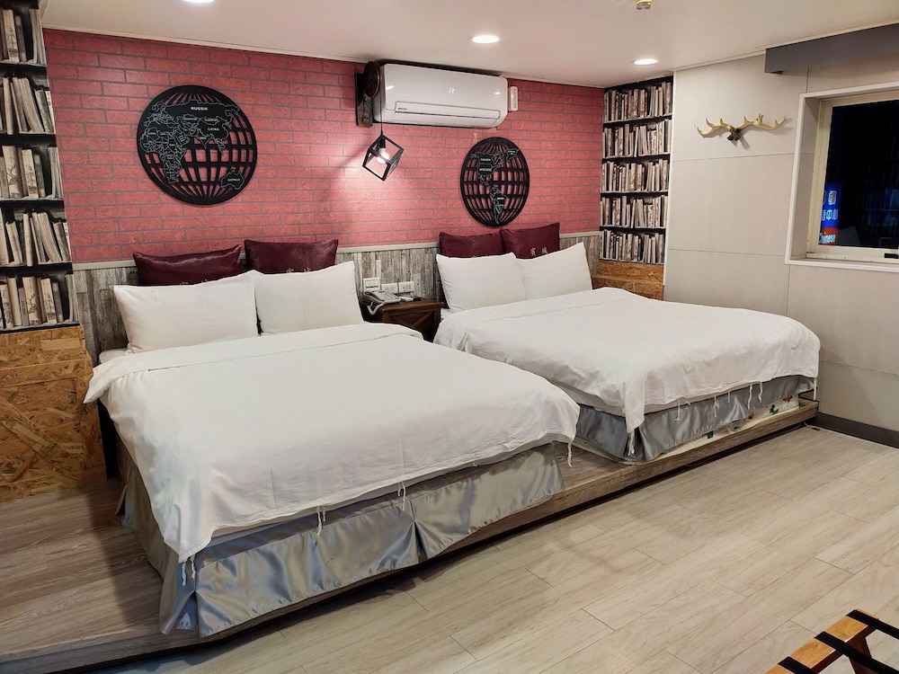 Bin City Hotel 25/50