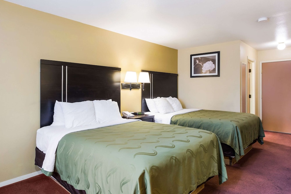 Quality Inn Airport Boise ID 13/50
