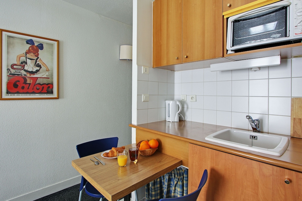Short Stay Group Residence Les Lilas Serviced Apartments 37/48