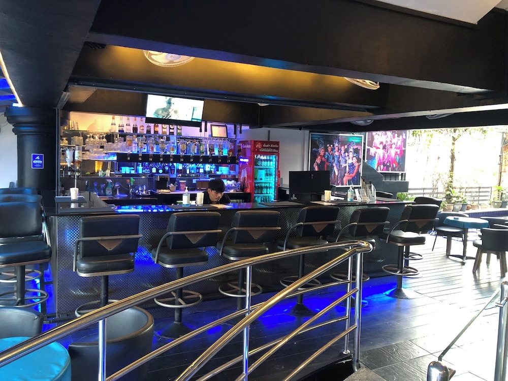 The Venue 52/68