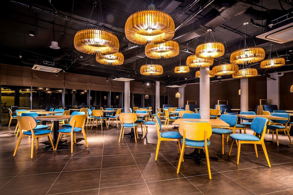 Oceanami Villas And Beach Club 52/67