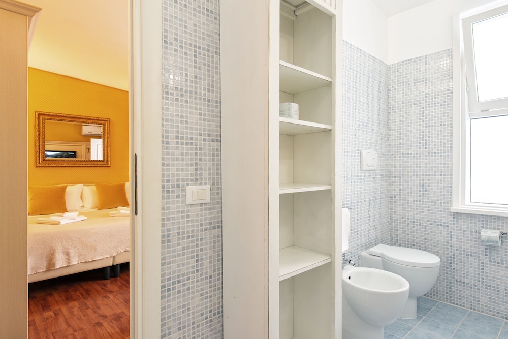 Canova Rooms 36/42