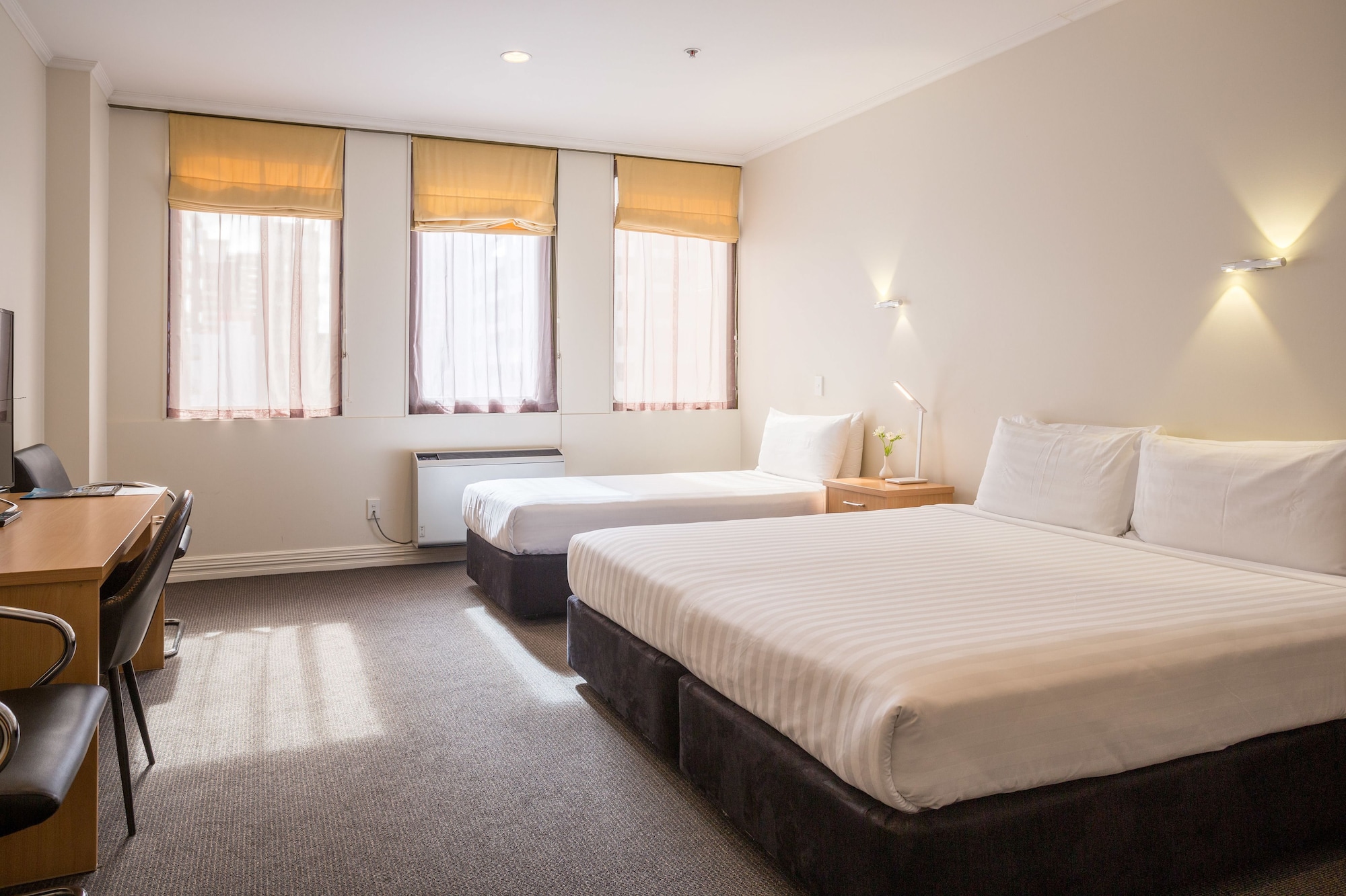 Edit, King Bed