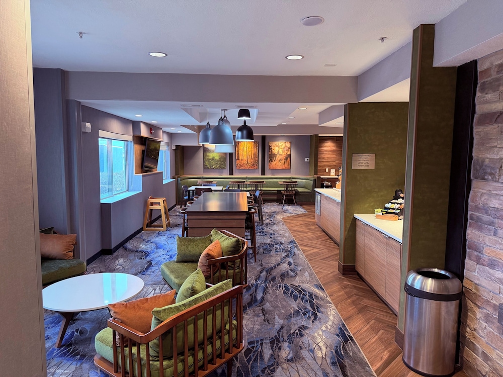 Fairfield Inn and Suites Billings 33/50