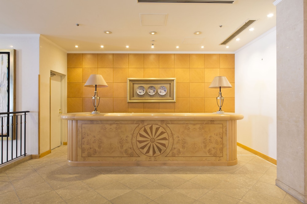lobby