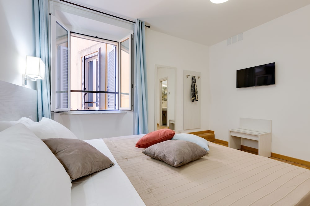Dolce Luxury Rooms 13/50
