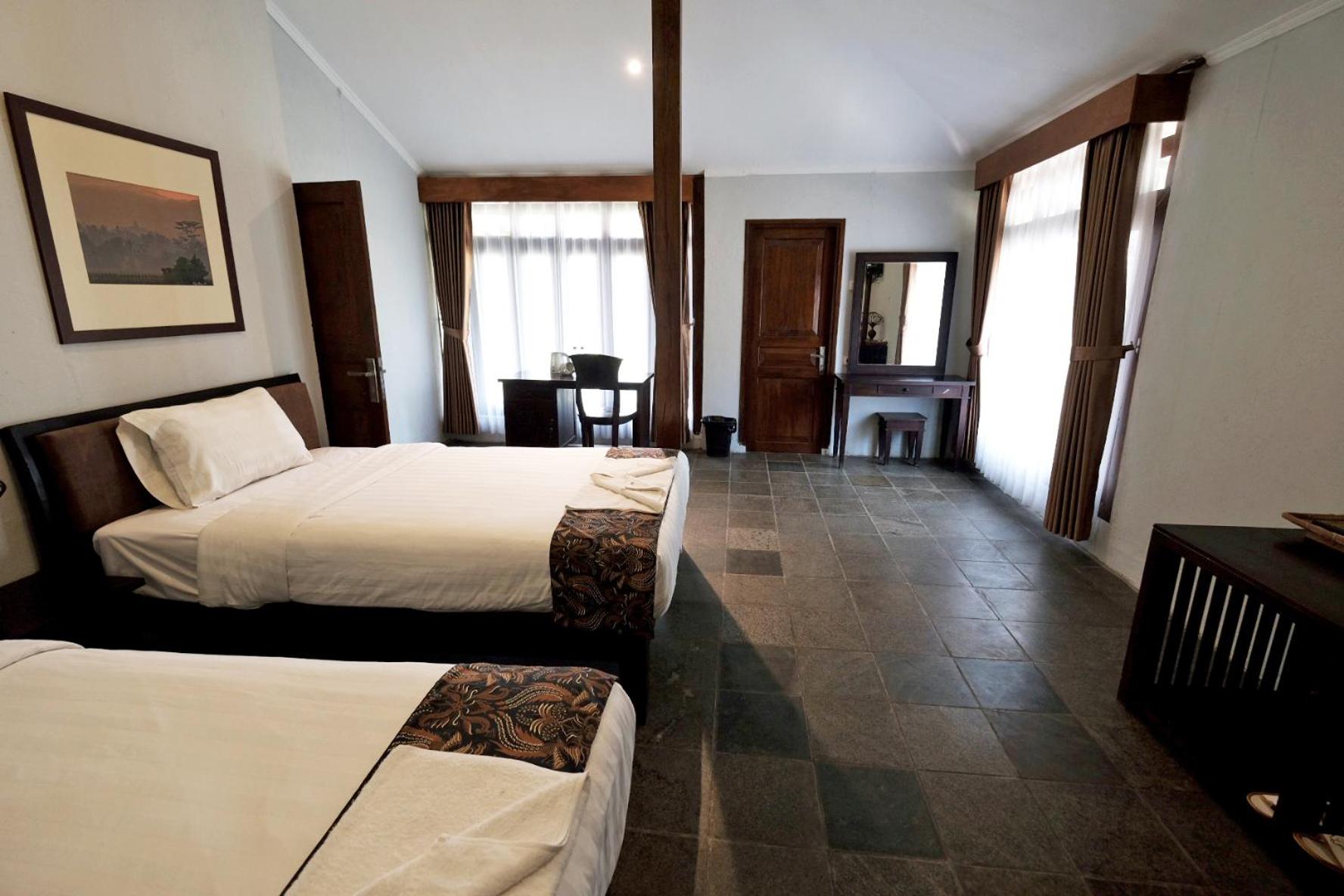 غرفة ديلوكس بسريرين منفصلين، The Nalaya Hotel & Resto 3/10