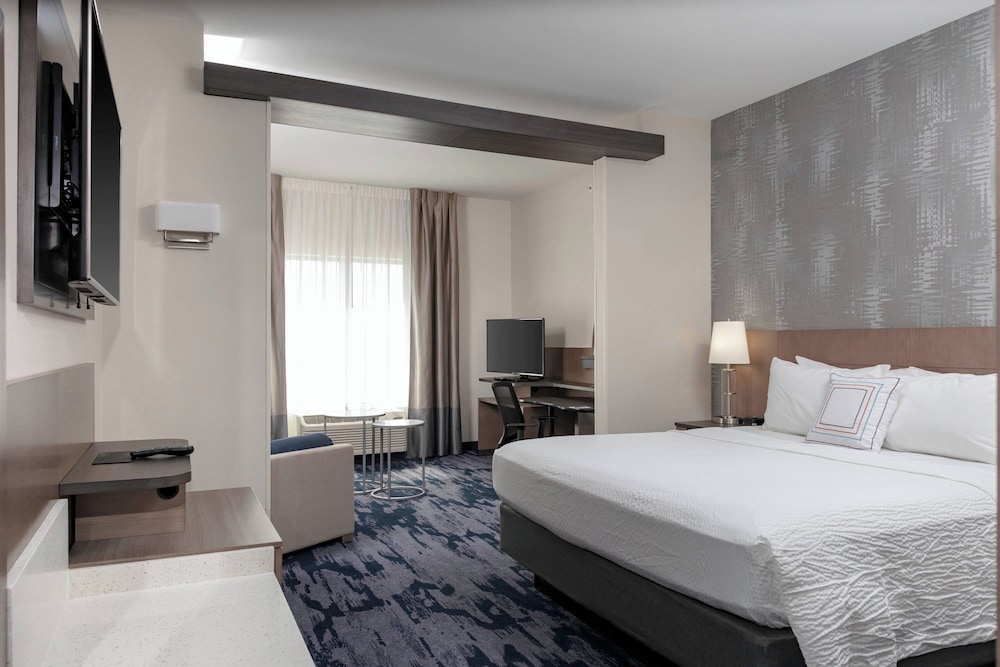Studio, Suite, King Bed, Sofa, Accessible