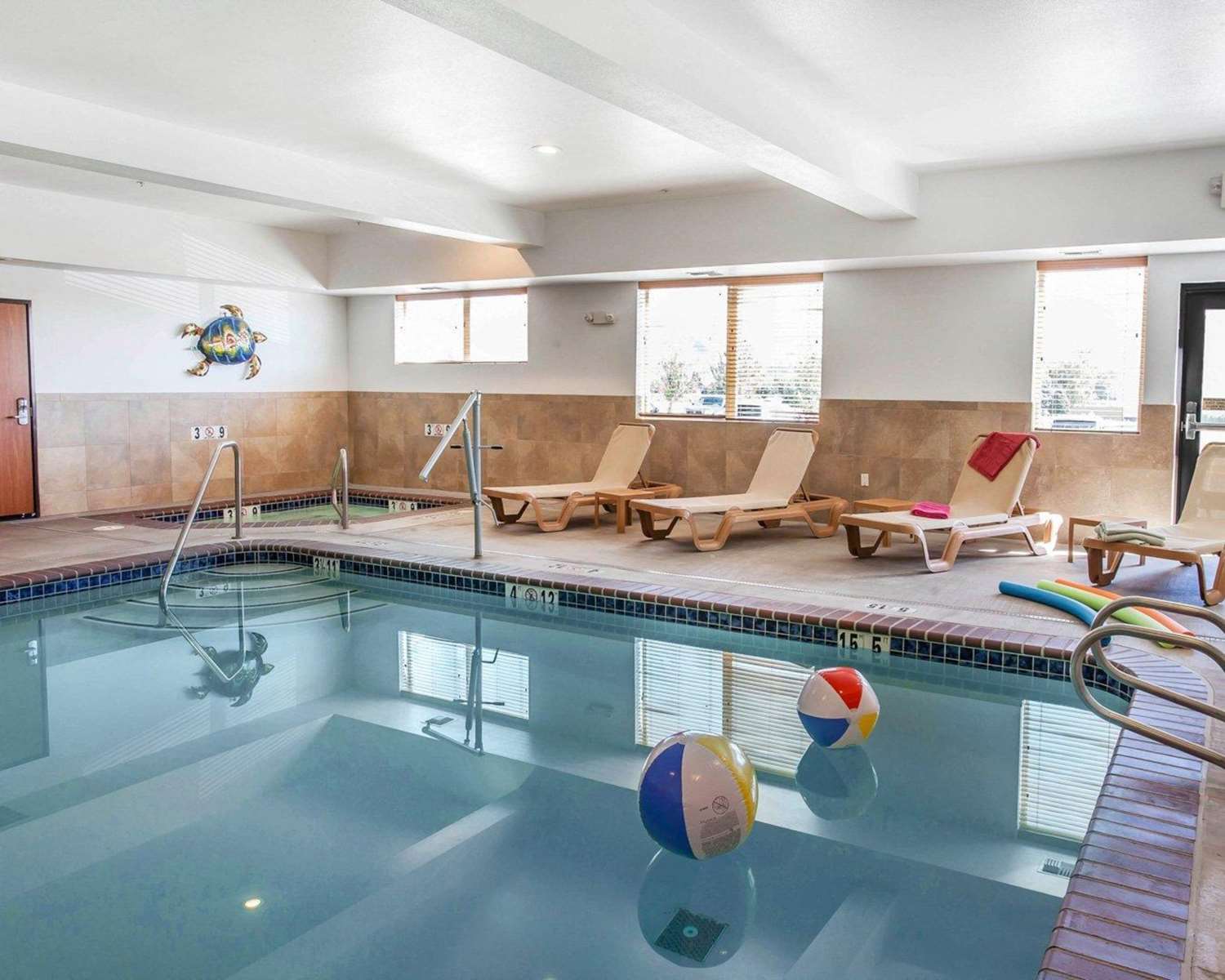 Comfort Suites Wenatchee Leavenworth 8/22