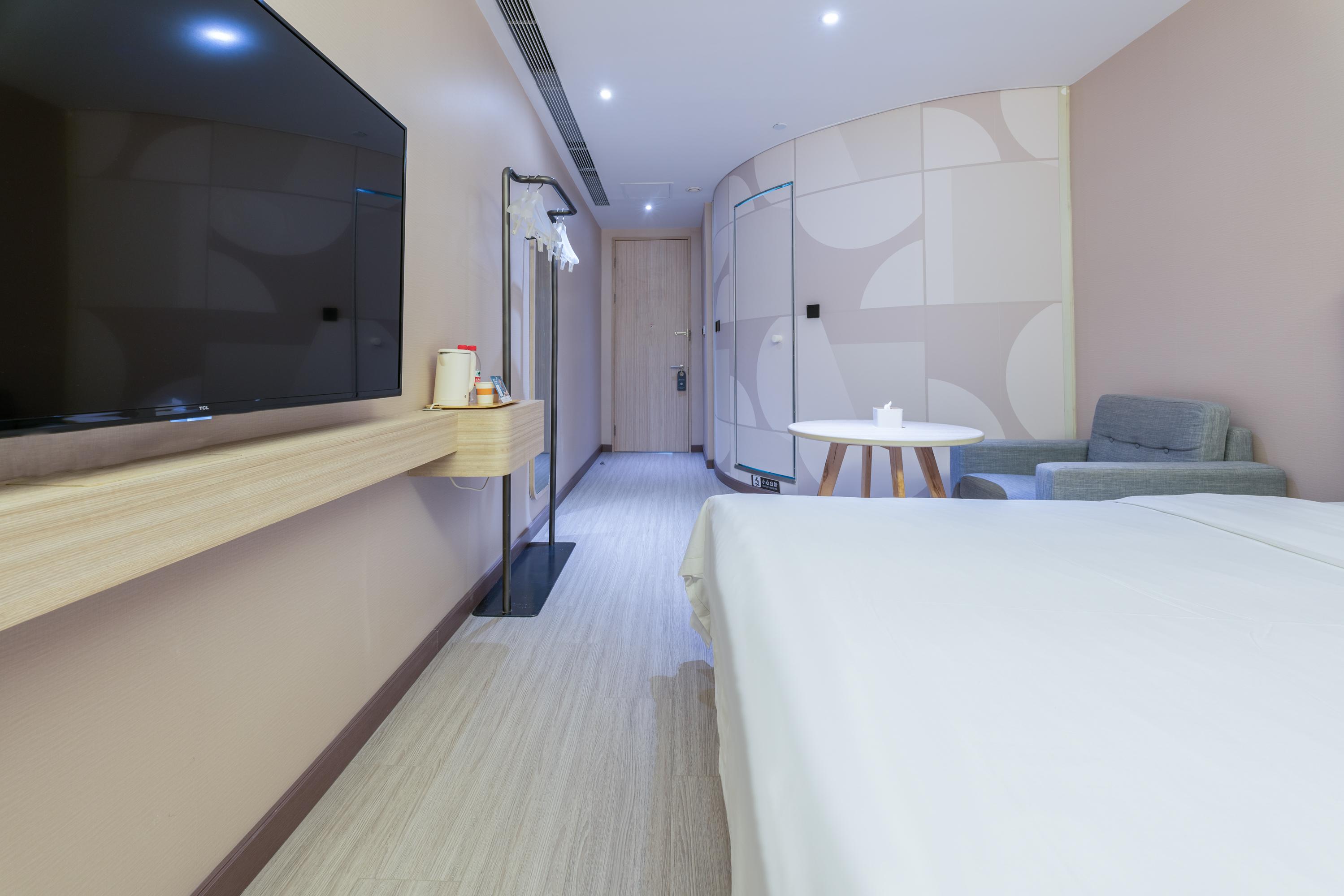 Hanting Hotel (Shanghai Lujiazui Dongfang Road) 9/44