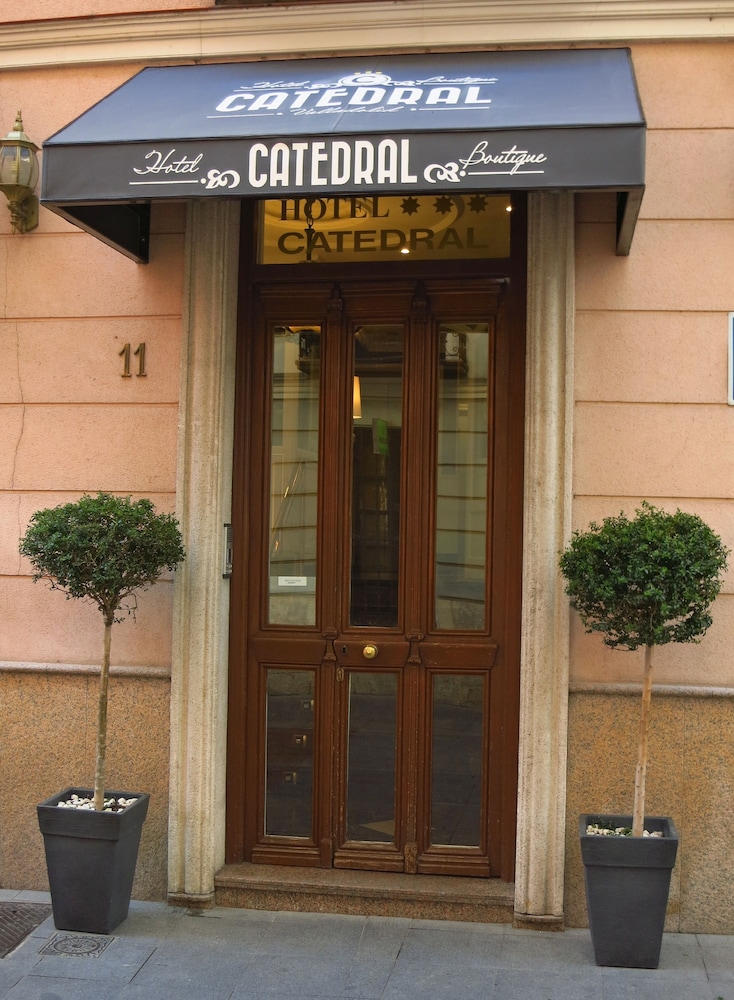 Hotel Catedral 6/59