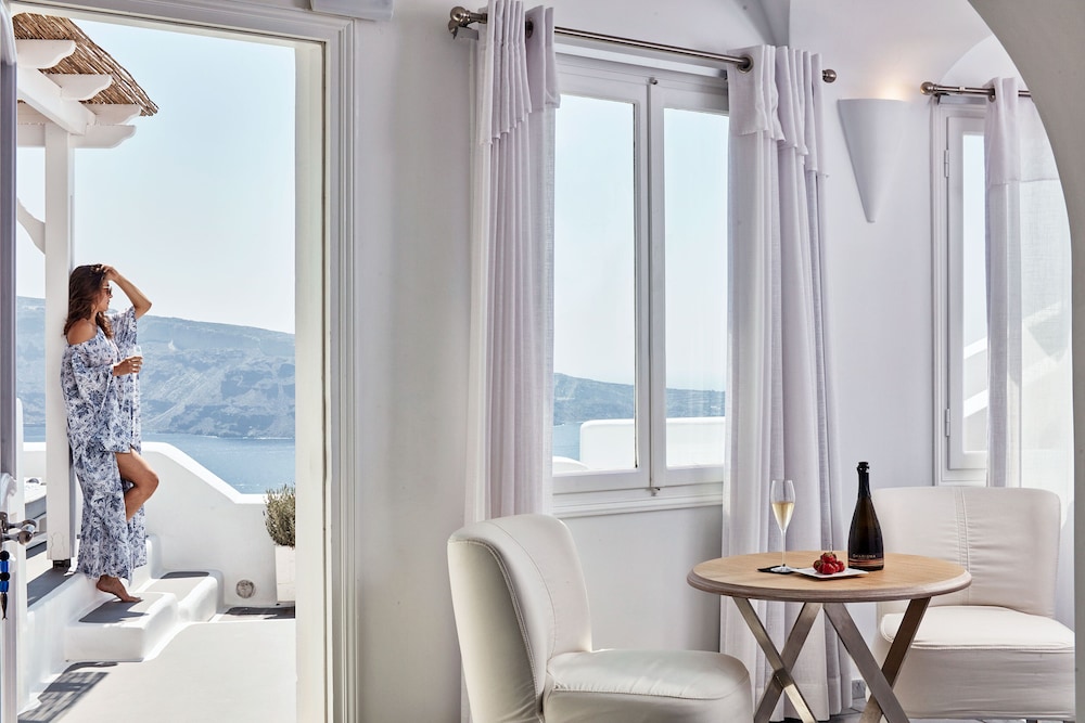 Charisma Suites 21/62